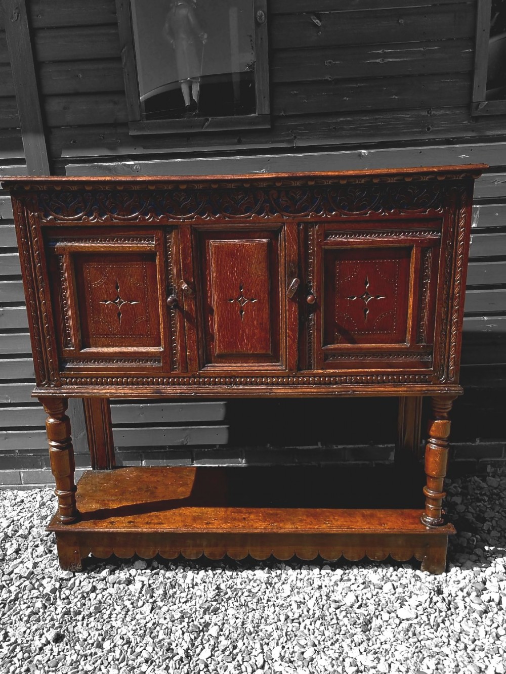 17thcentury oak lancashire buffet cupboard
